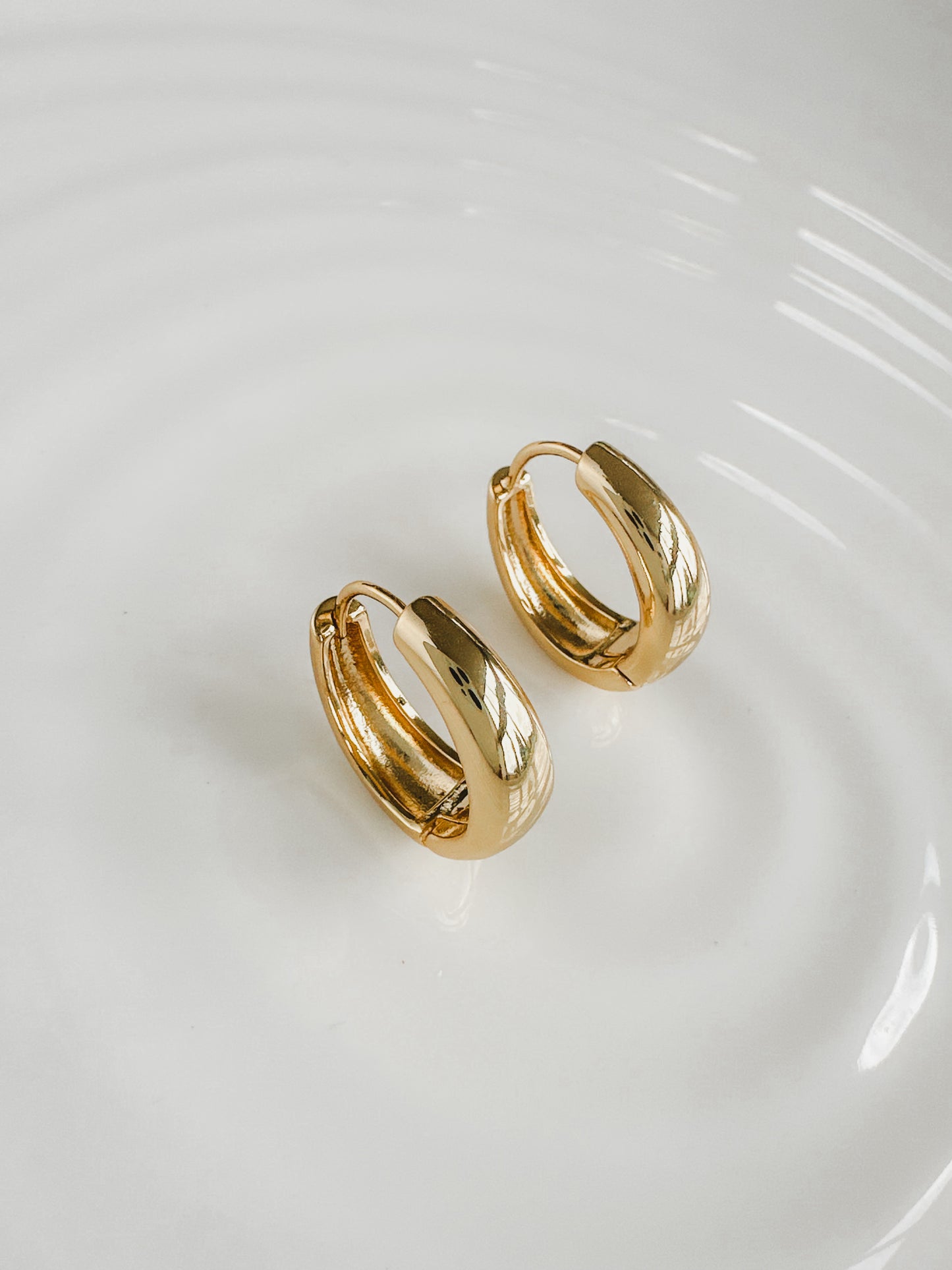 Iris Gold Hoop Earrings