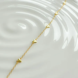 Tiny Hearts Bracelet Gold