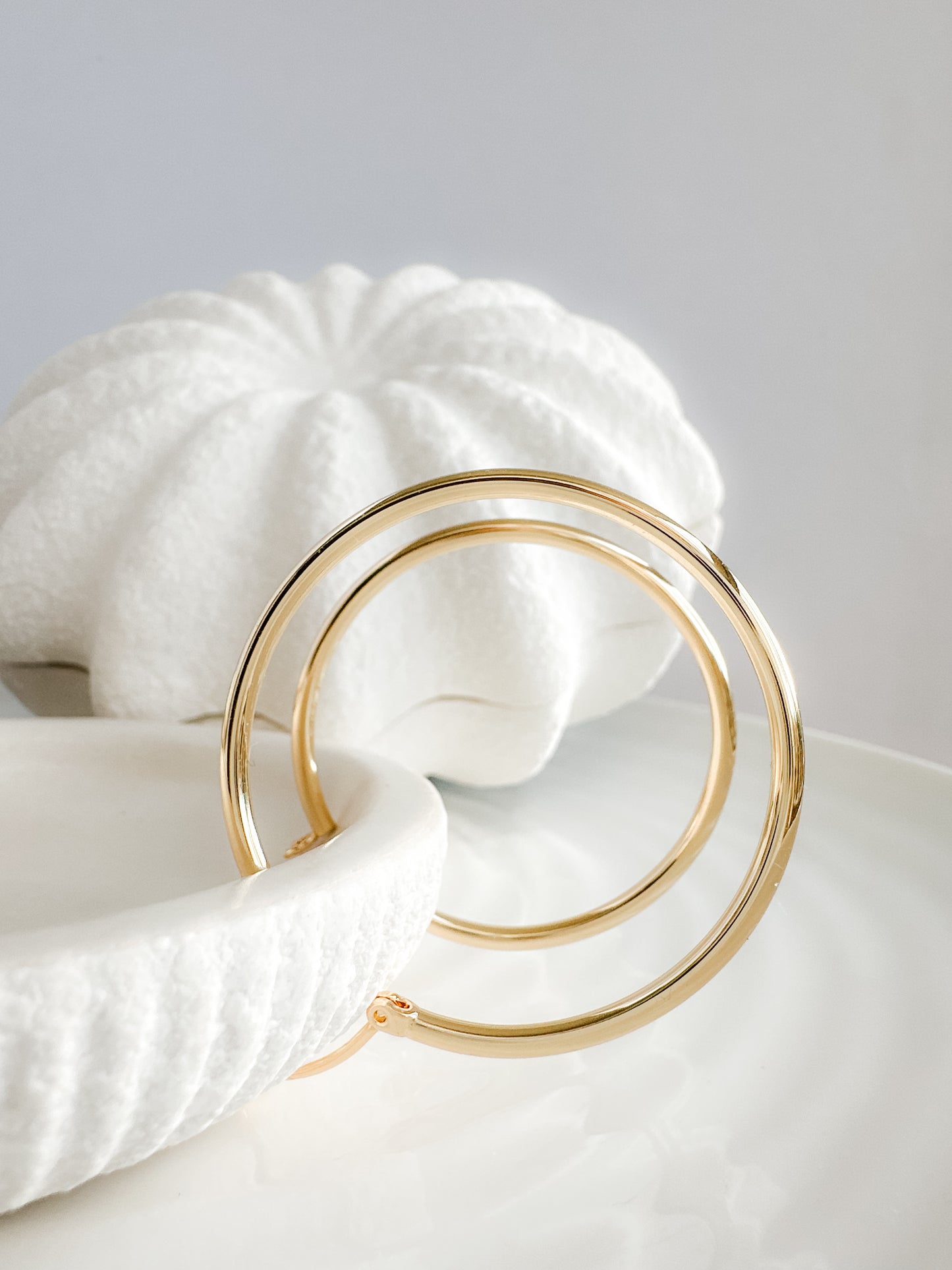 India Thin Hoop Gold